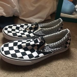 Men’s checkered vans